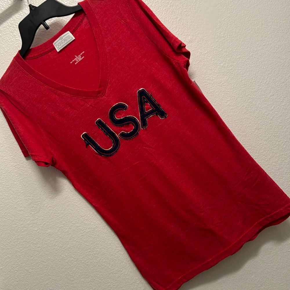 Vantage USA Embroidery Red Top For Women size Taller Large
